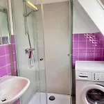 아파트 Mit Balkon Und Eingezaeunten Garten